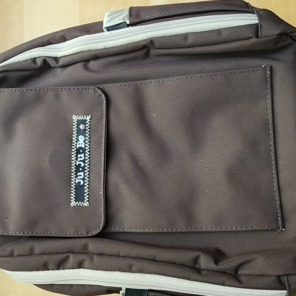 JuJuBe diaper backpack Minibe brown and champagne with insulated pocket
